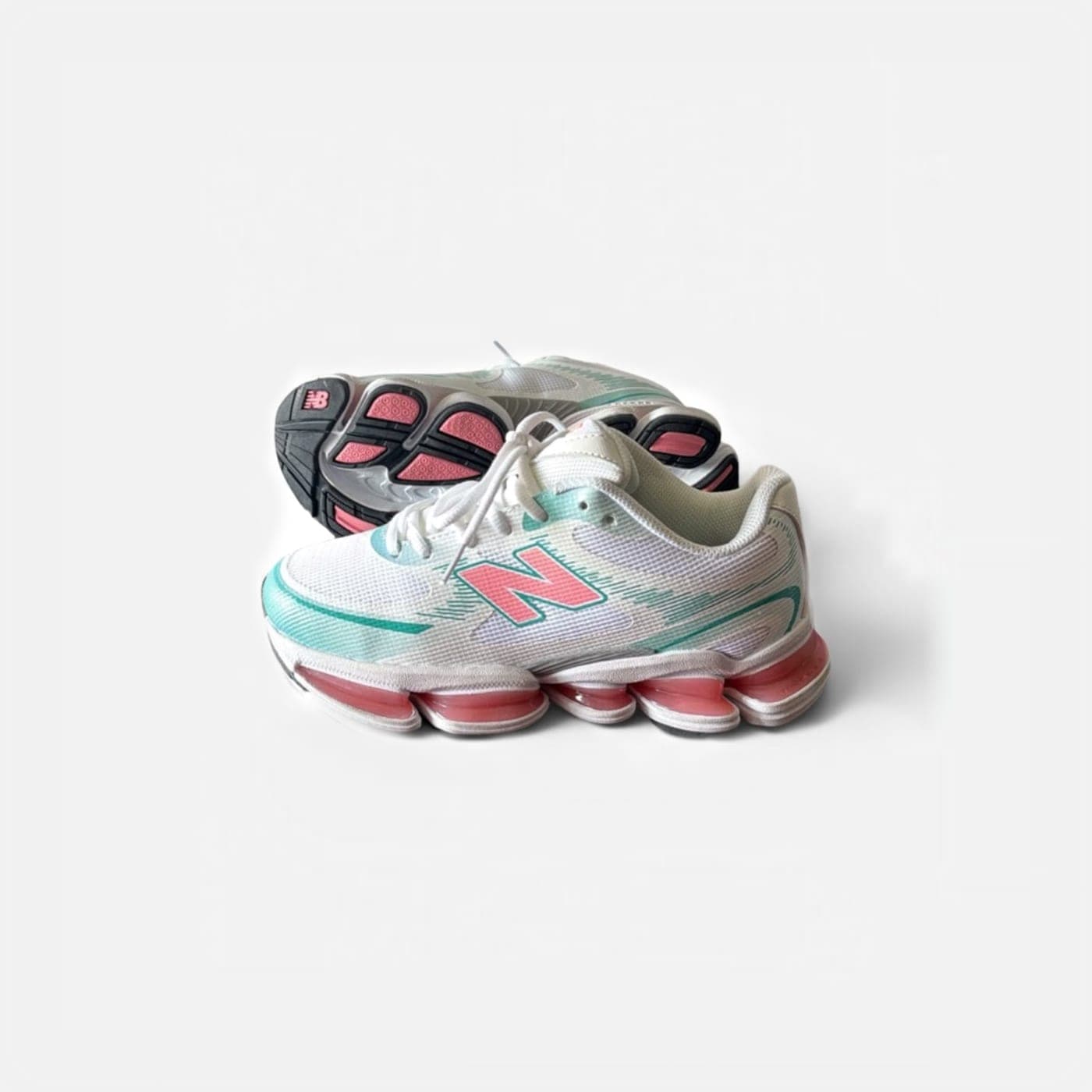 NB MINT — photo 2